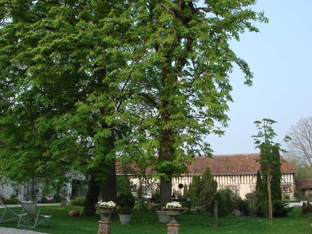 Domaine De La Creuse Bed & Breakfast Moussey  Exterior photo