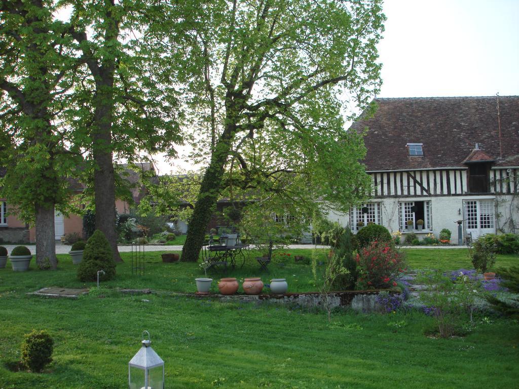 Domaine De La Creuse Bed & Breakfast Moussey  Exterior photo
