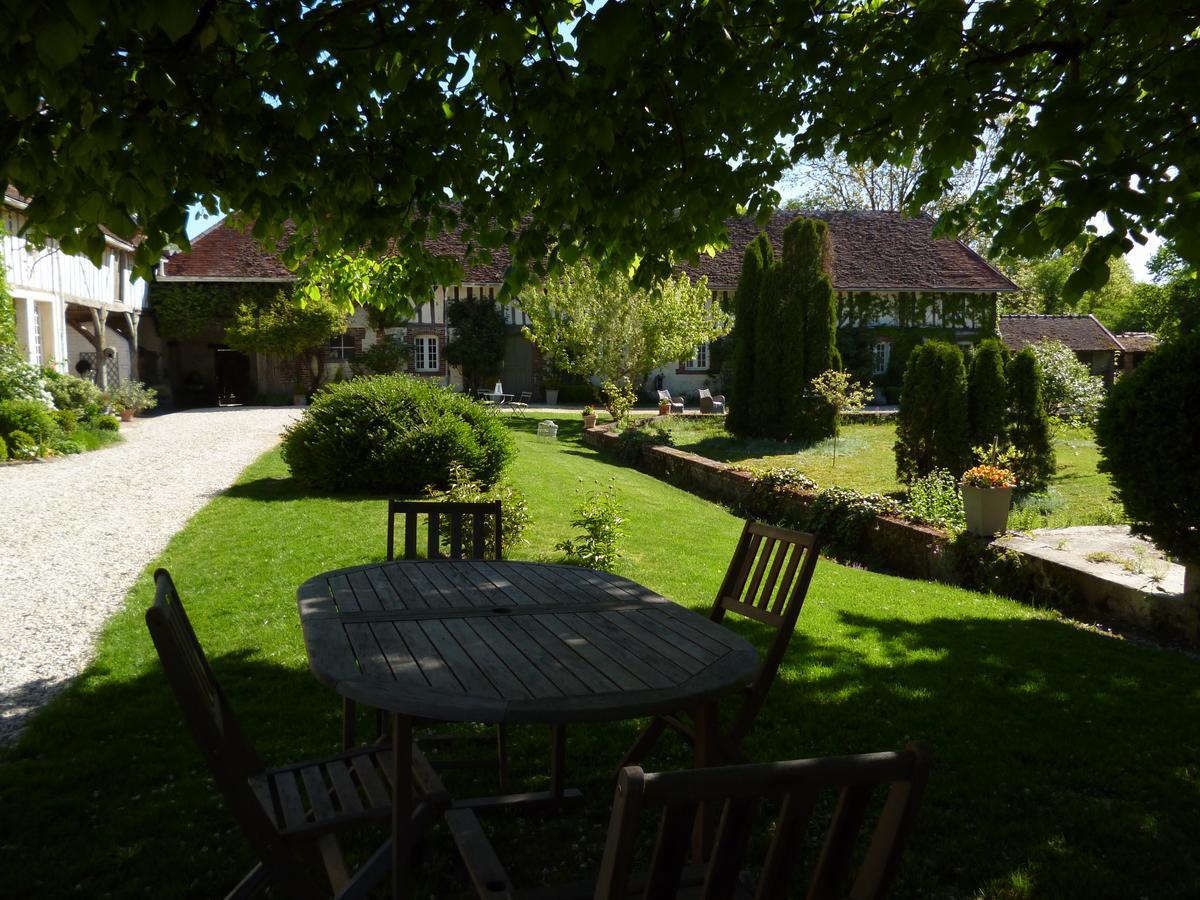 Domaine De La Creuse Bed & Breakfast Moussey  Exterior photo